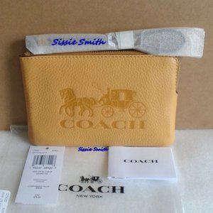 NWT Coach Horse & Carriage Print Coner Zip Wristlet in Pebbled Leather